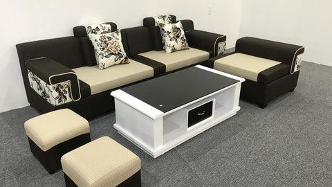 Alt text: Sofa nỉ màu be trang nhã cho phòng khách hiện đại